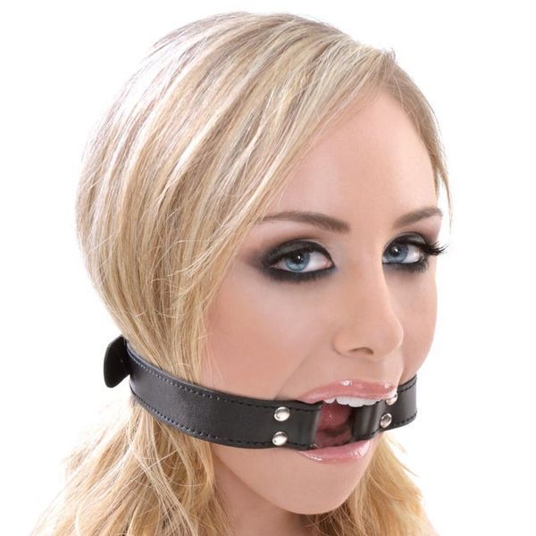 Кляп открытый рот с кольцом для BDSM игр регулируемый ремешок из экокожи и металла 31-0069 фото